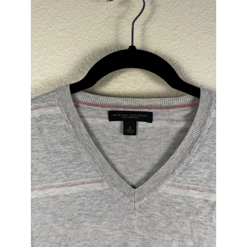 Banana Republic Sweater Mens M Gray Striped Silk Cotton V Neck Pullover